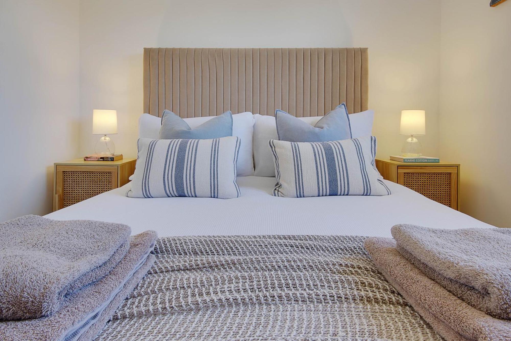 The Nook - Cosy Coastal Retreat Near Sandbanks